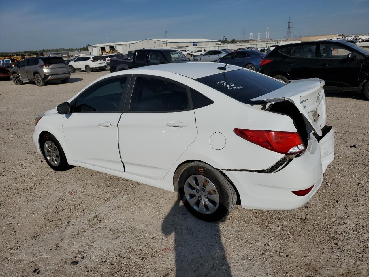 2017 HYUNDAI ACCENT SE - Image 2