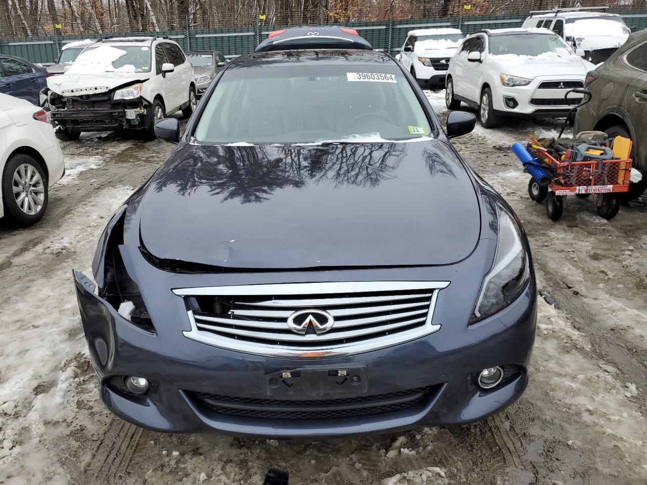 2012 INFINITI G37 - Image 5