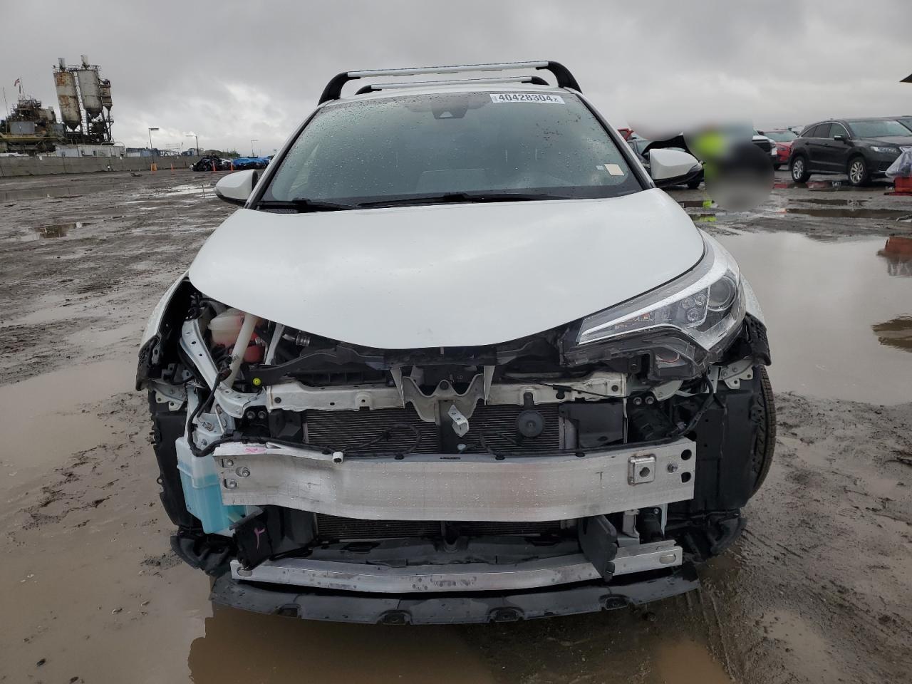 2019 TOYOTA C-HR XLE - Image 5
