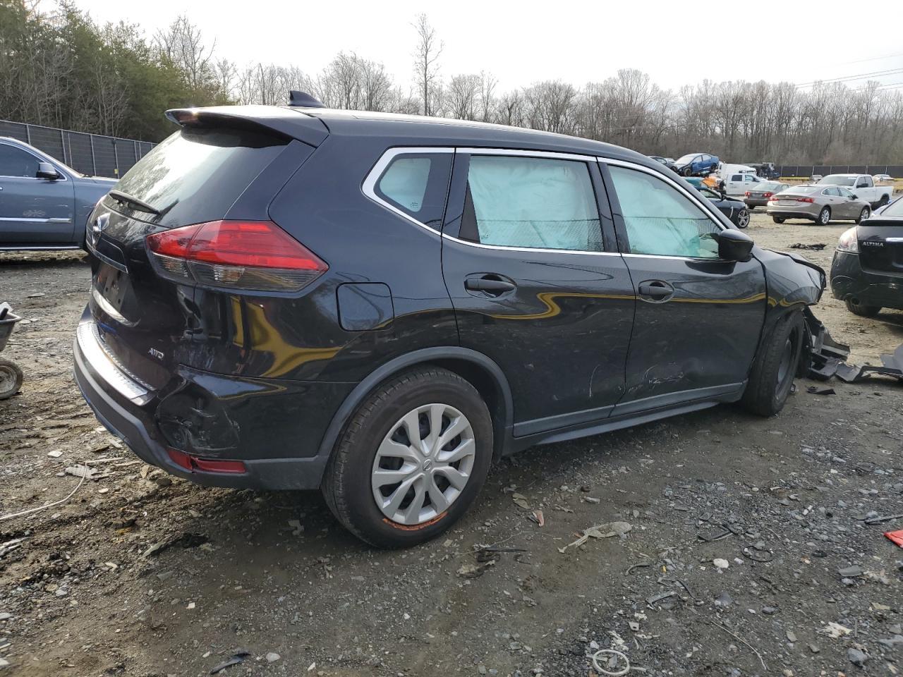 2017 NISSAN ROGUE S - Фото 3