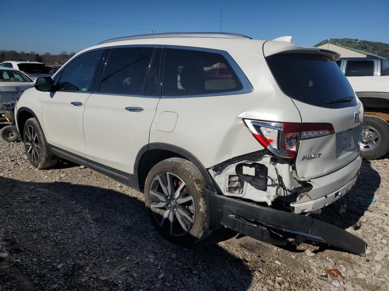 2021 HONDA PILOT TOUR - Image 2