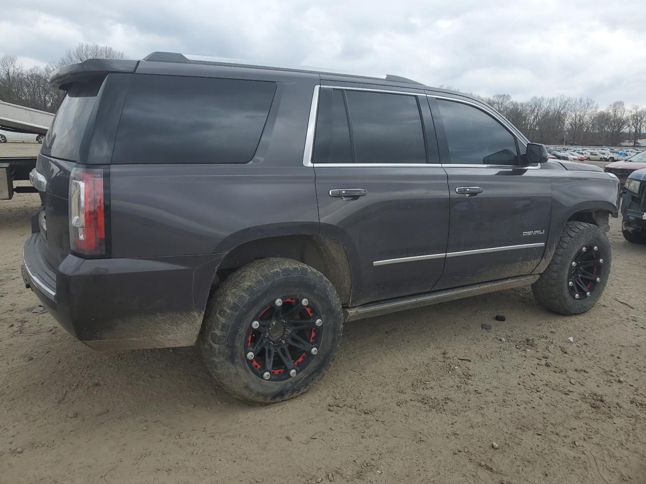 2016 GMC YUKON DENA - Фото 3
