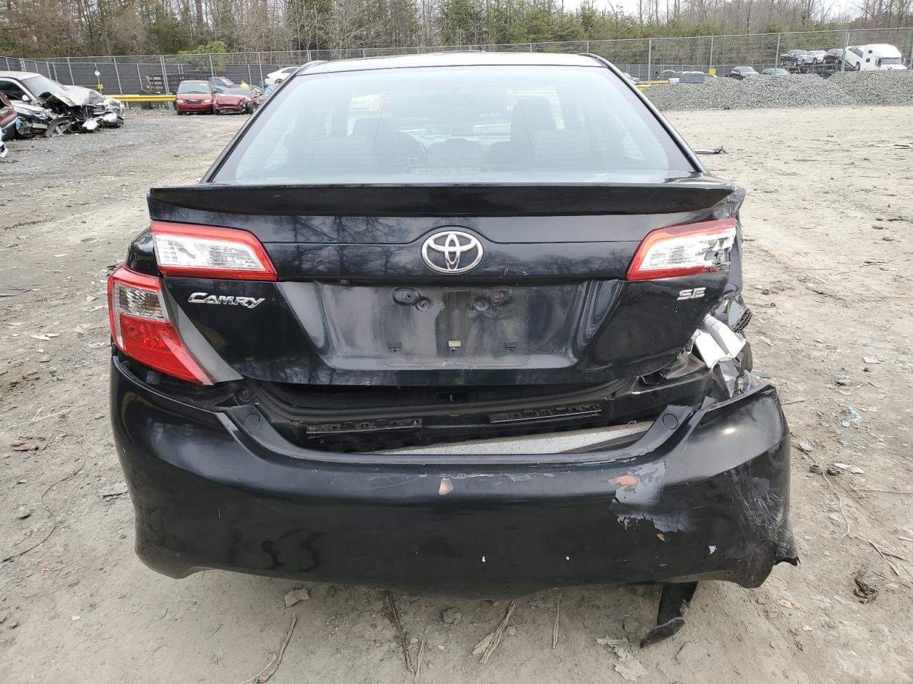 2014 TOYOTA CAMRY L - Фото 6