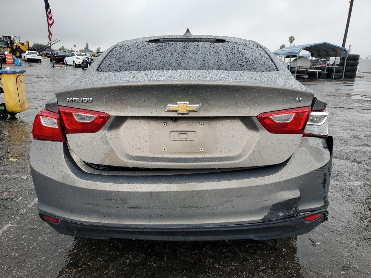 2017 CHEVROLET MALIBU LT - Image 6