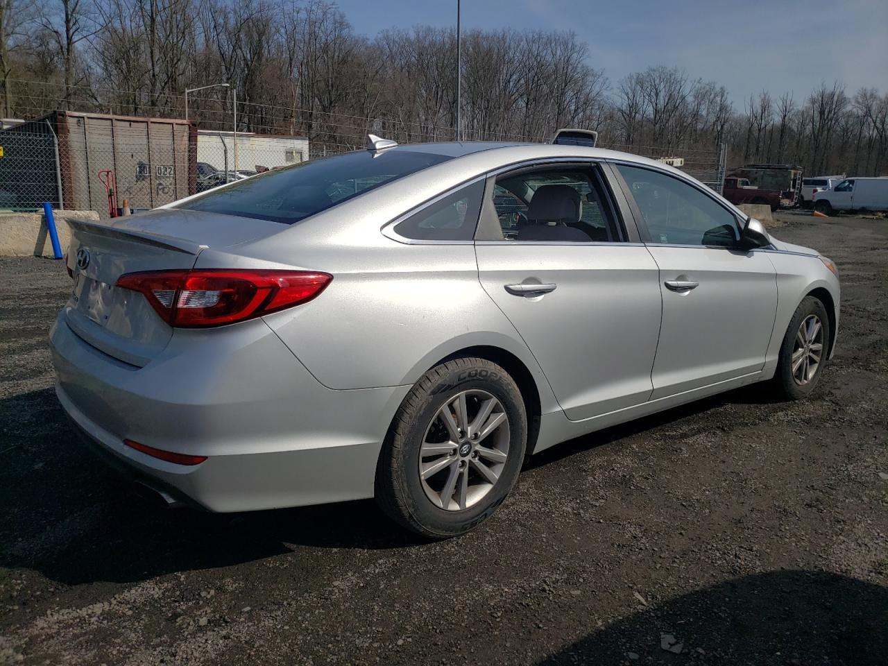 2017 HYUNDAI SONATA SE - Фото 3