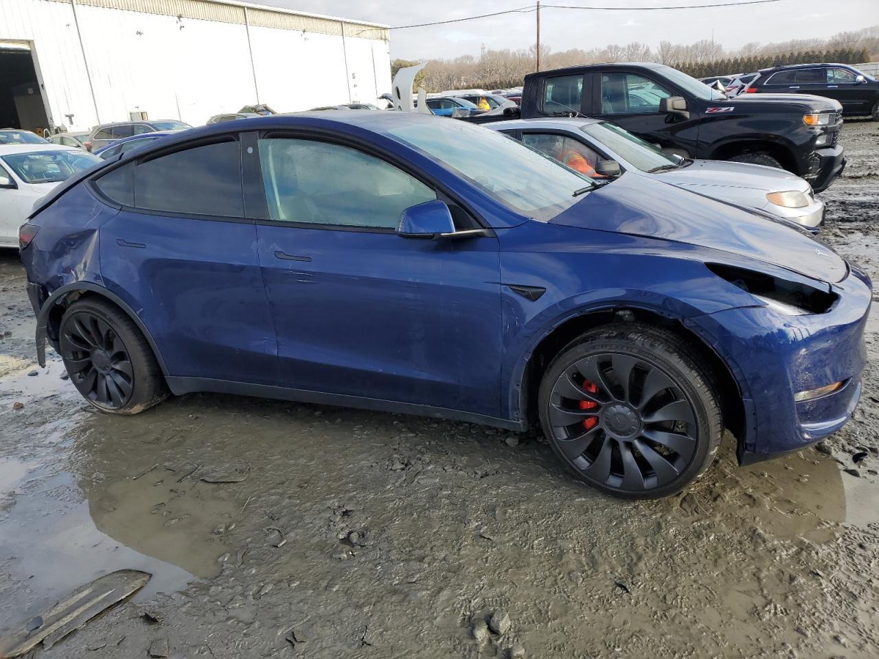 2022 TESLA MODEL Y - Image 4