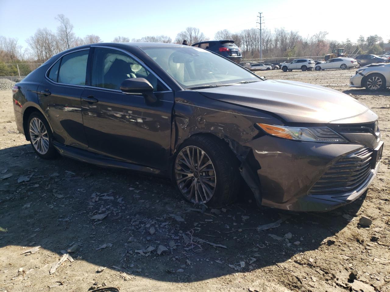 2019 TOYOTA CAMRY L - Фото 4