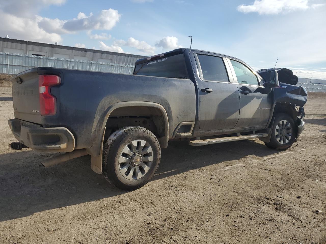 2024 CHEVROLET SILVERADO - Фото 3