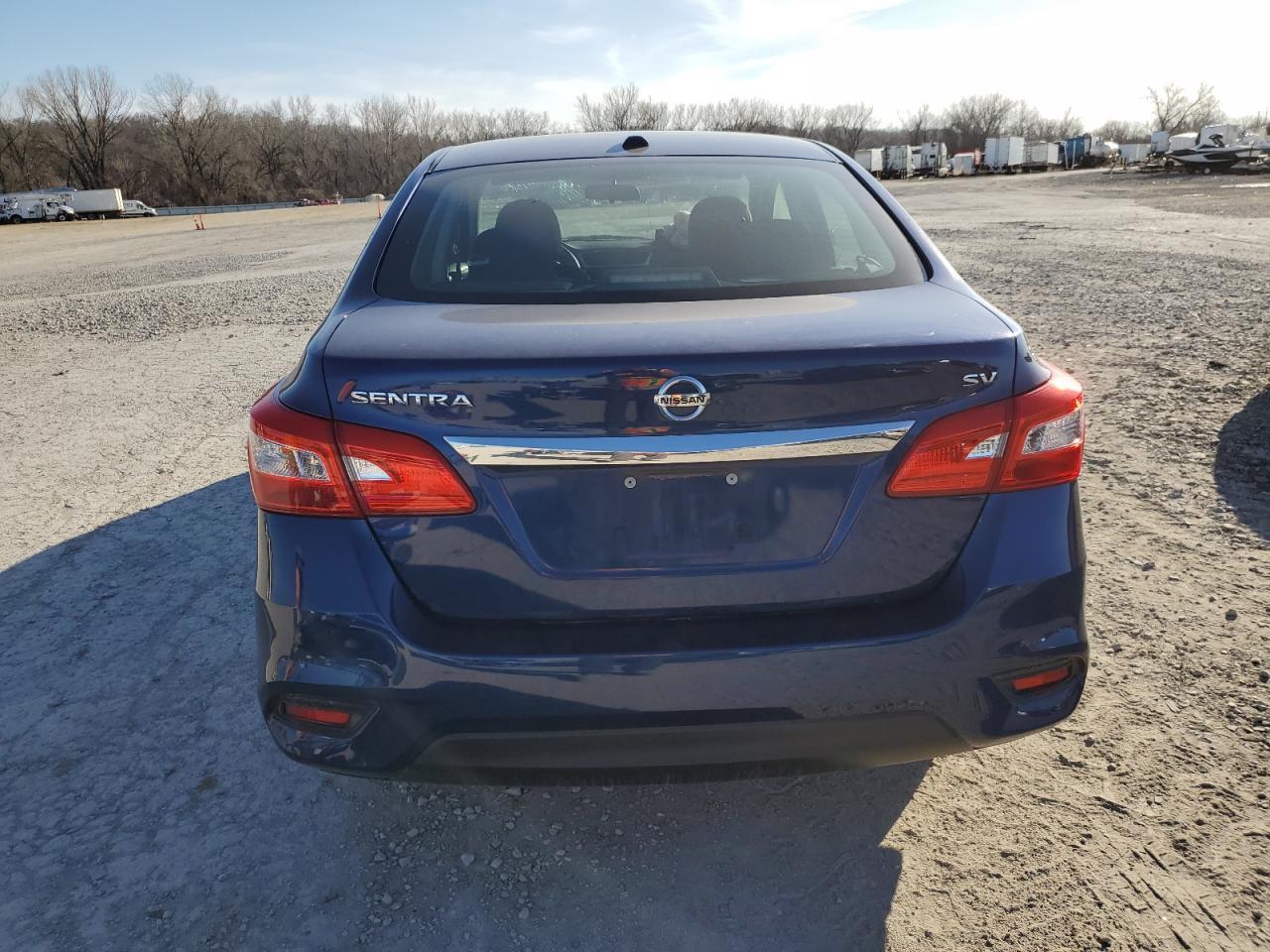 2018 NISSAN SENTRA S - Фото 6