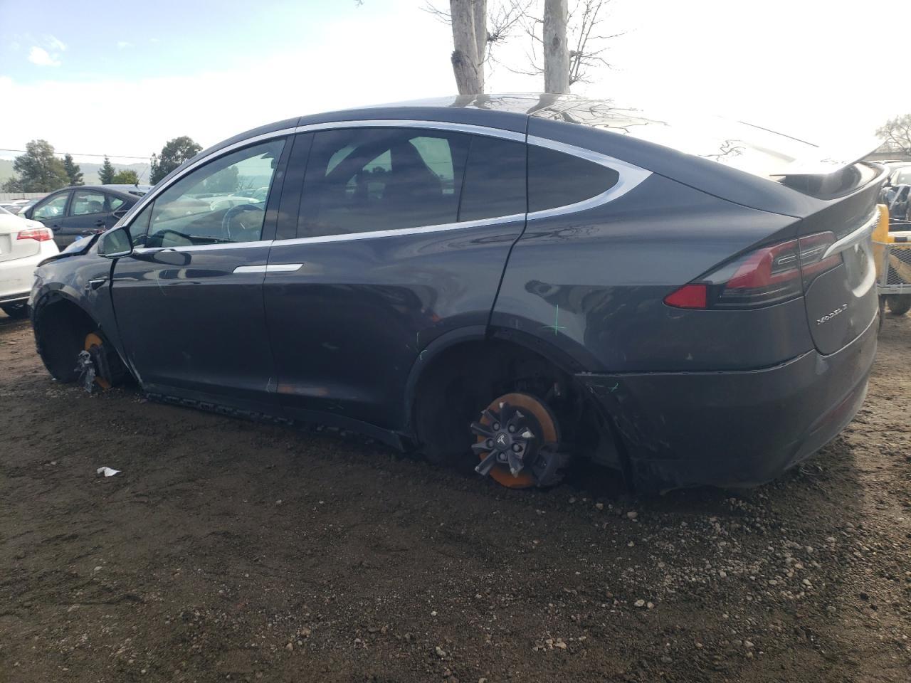 2018 TESLA MODEL X - Фото 2