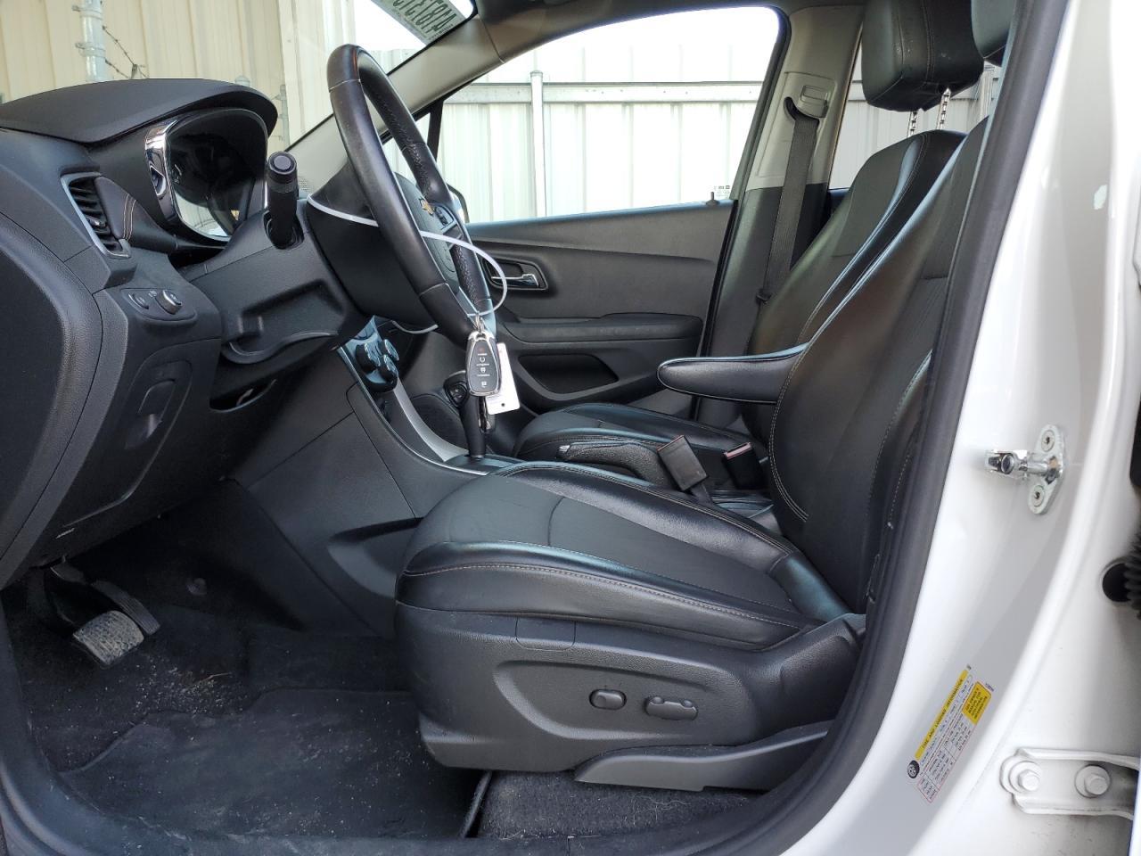 2018 CHEVROLET TRAX 1LT - Image 7