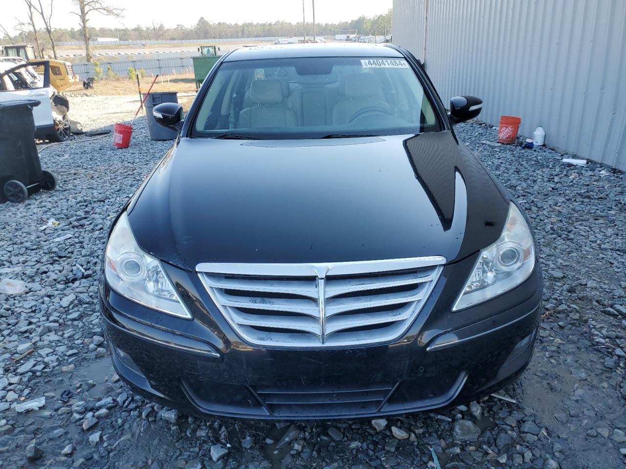 2011 HYUNDAI GENESIS 3. - Image 5