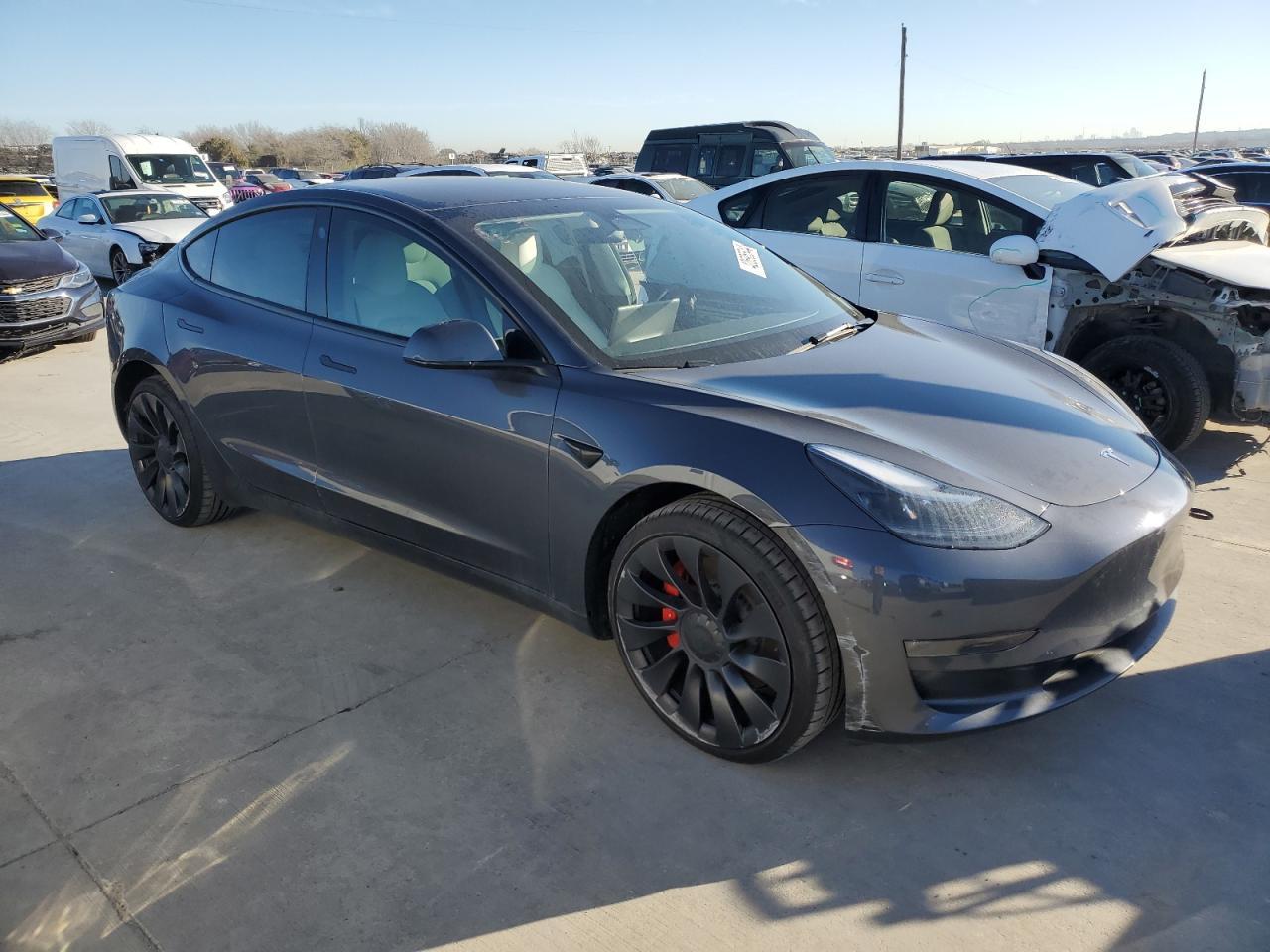 2023 TESLA MODEL 3 - Фото 4