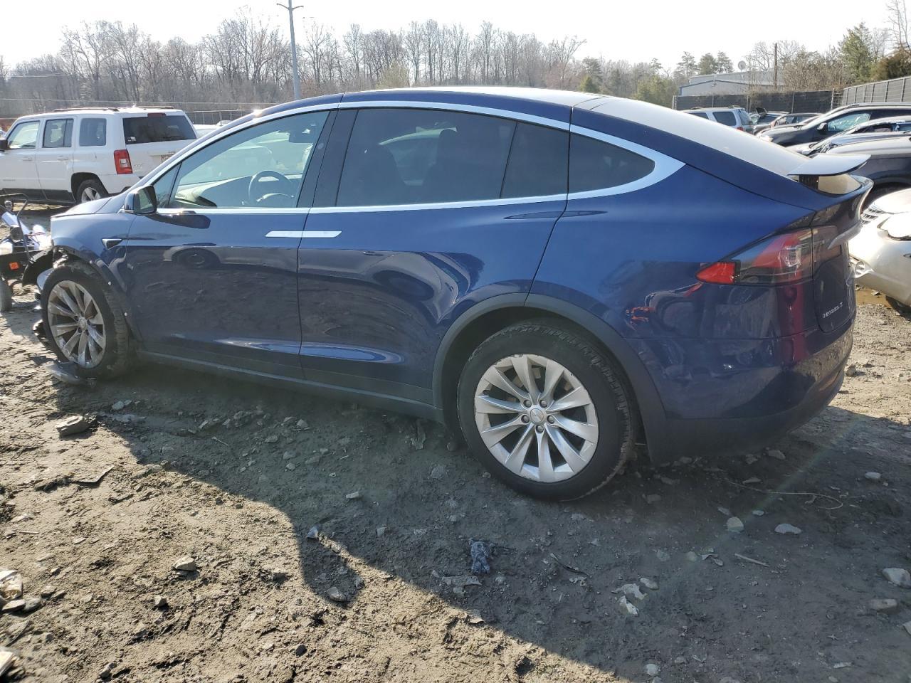 2018 TESLA MODEL X - Фото 2