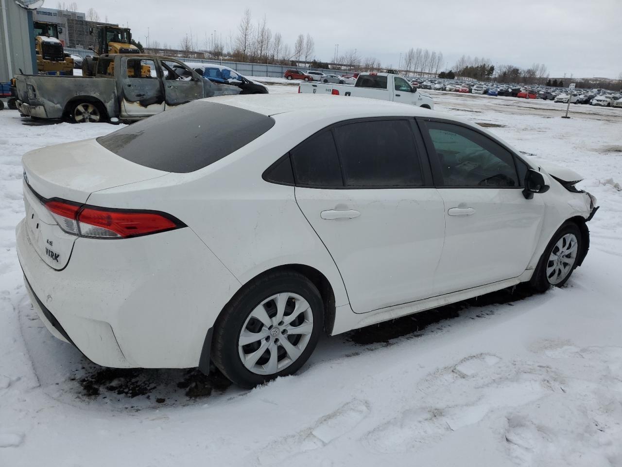 2020 TOYOTA COROLLA LE - Фото 3