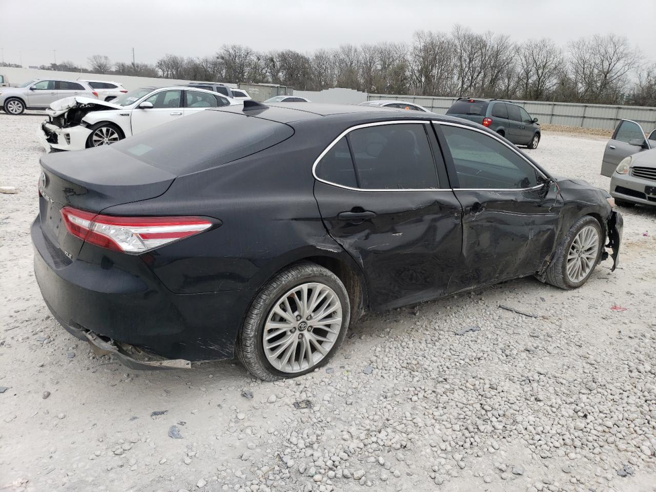 2019 TOYOTA CAMRY L - Image 3