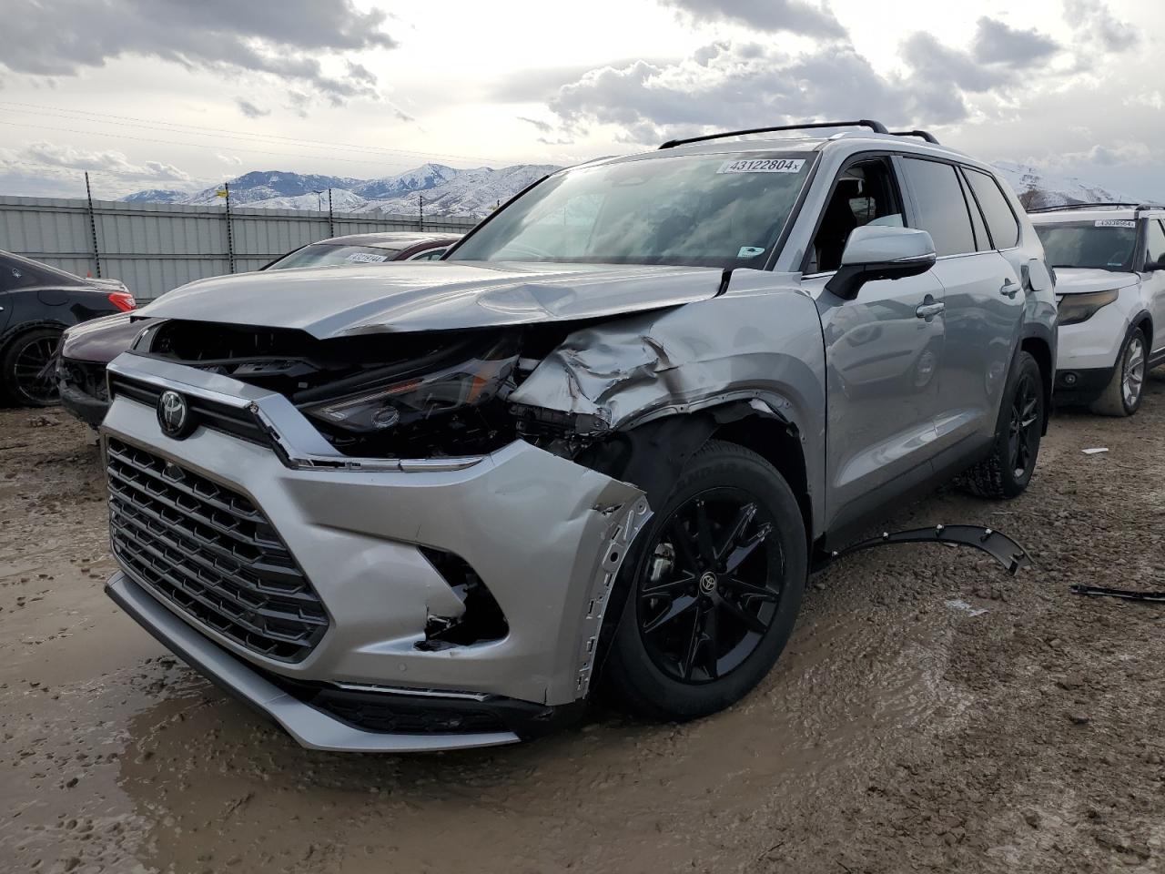2024 TOYOTA GRAND HIGH
