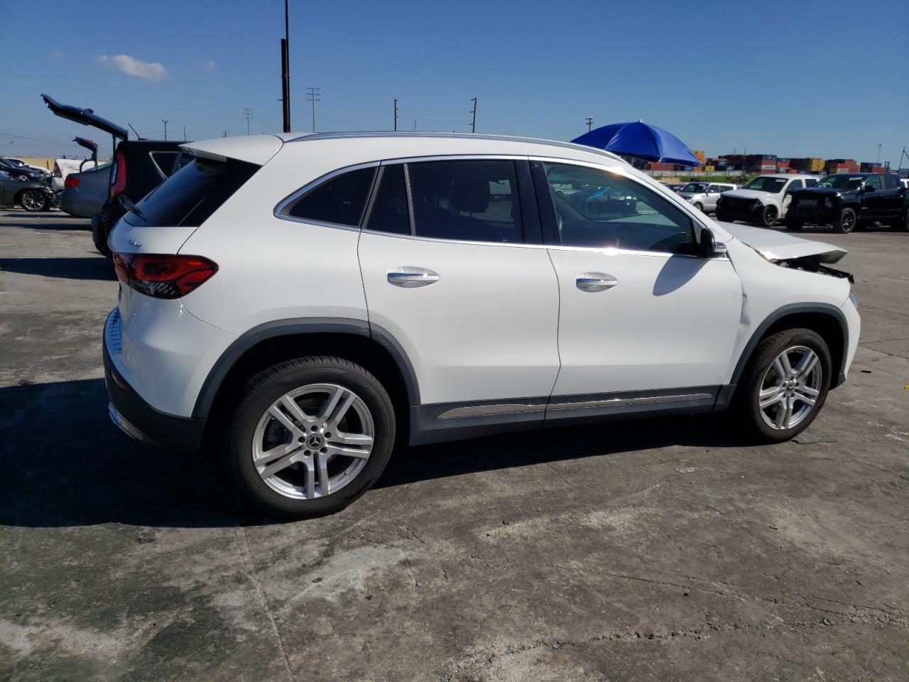 2021 MERCEDES-BENZ GLA 250 4M - Фото 3