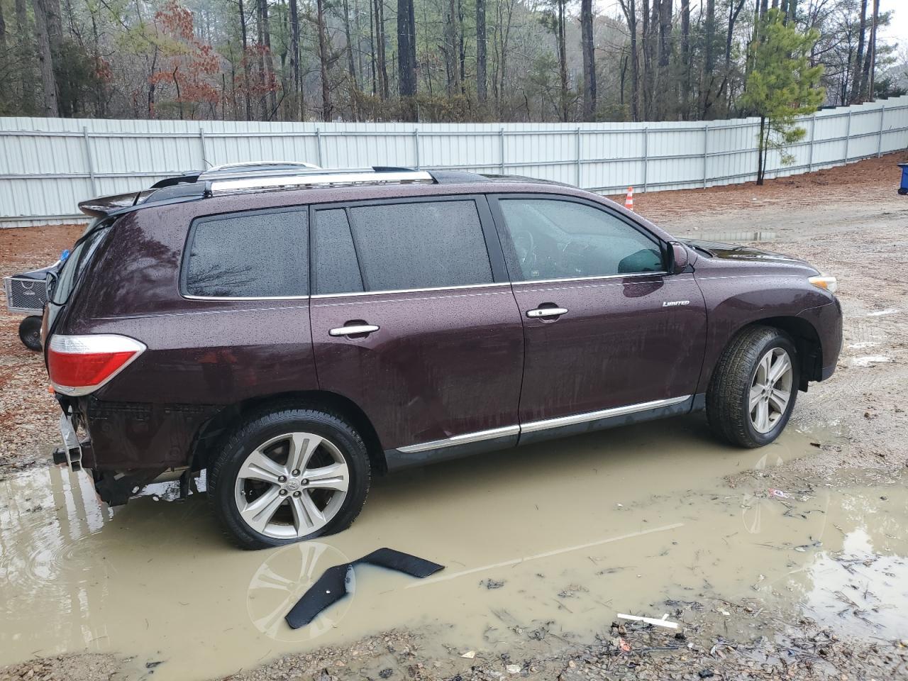 2012 TOYOTA HIGHLANDER - Image 3