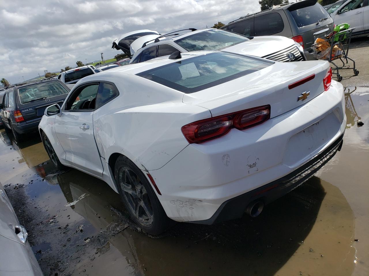 2019 CHEVROLET CAMARO LS - Фото 2