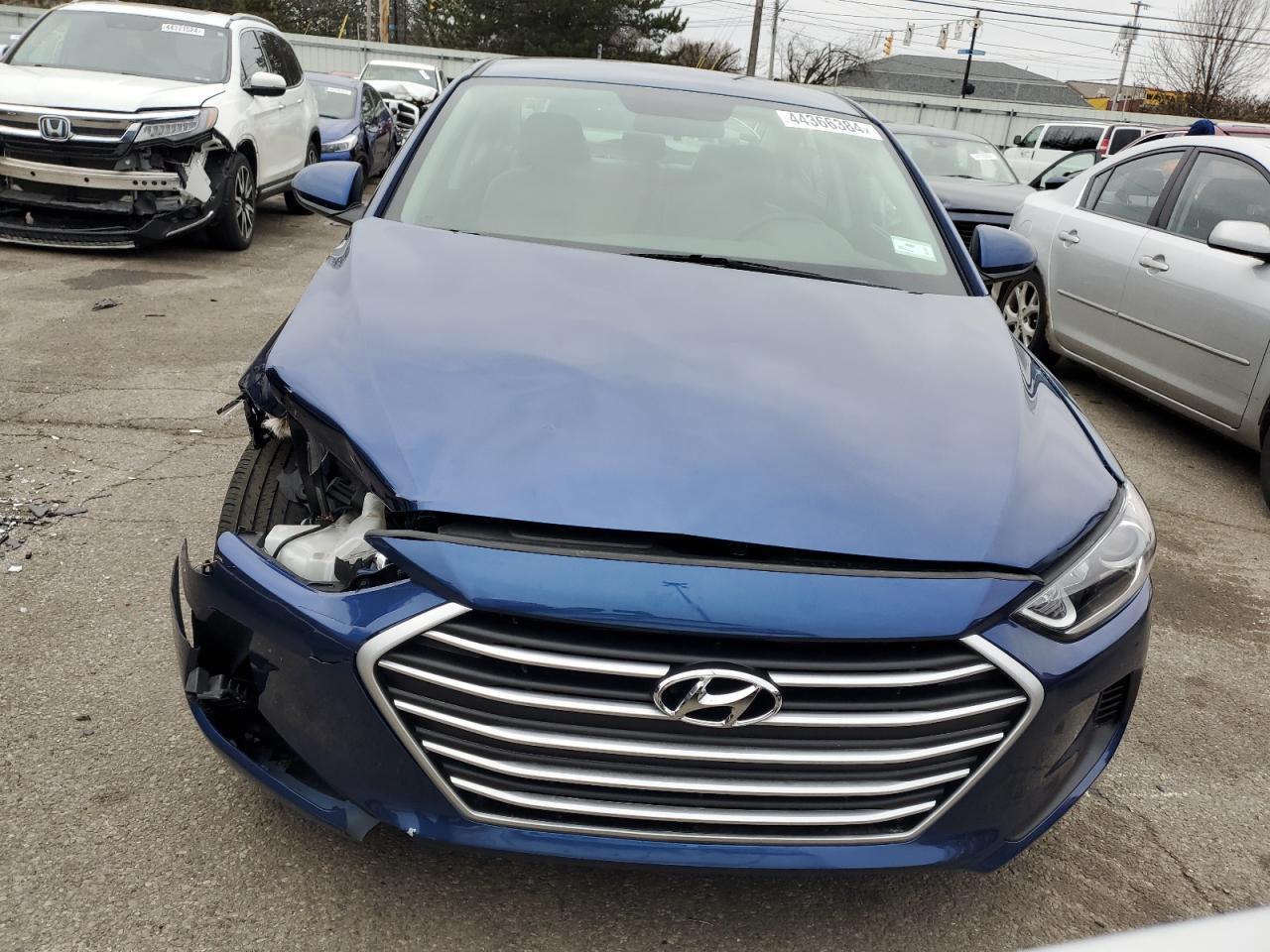2018 HYUNDAI ELANTRA SE - Фото 5