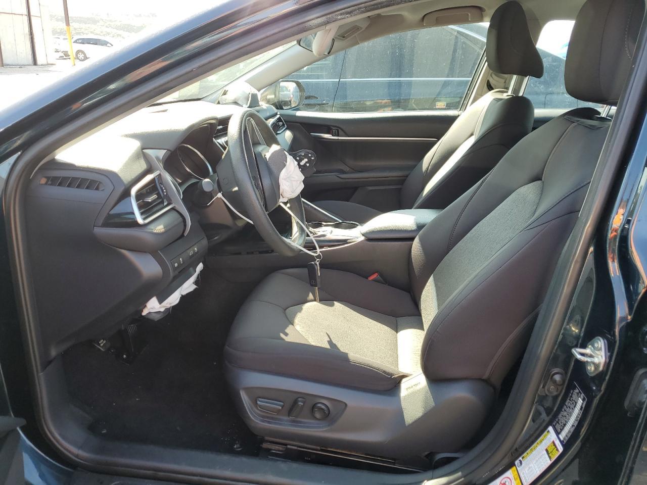 2018 TOYOTA CAMRY L - Фото 7