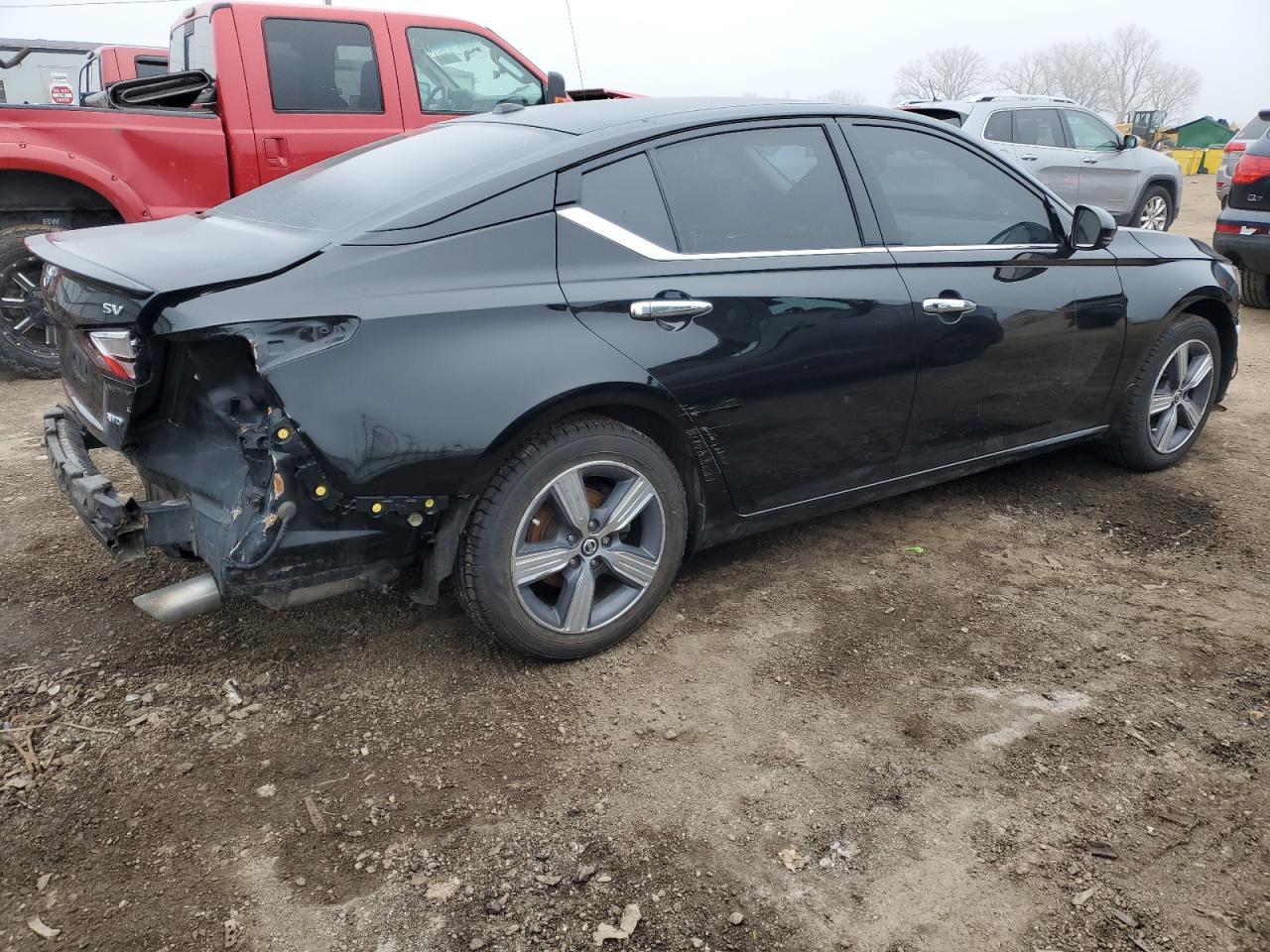 2020 NISSAN ALTIMA SV - Фото 3