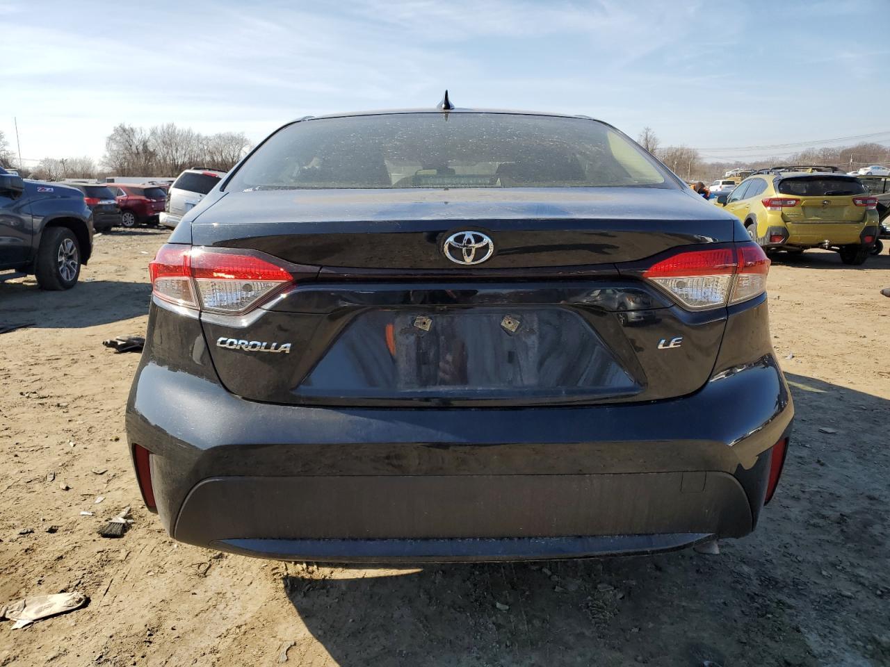 2021 TOYOTA COROLLA LE - Фото 6