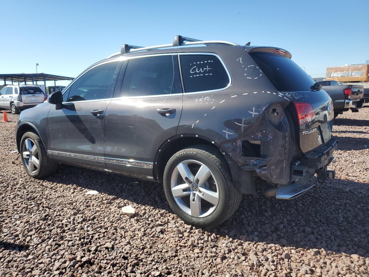 2011 VOLKSWAGEN TOUAREG V6 - Фото 2
