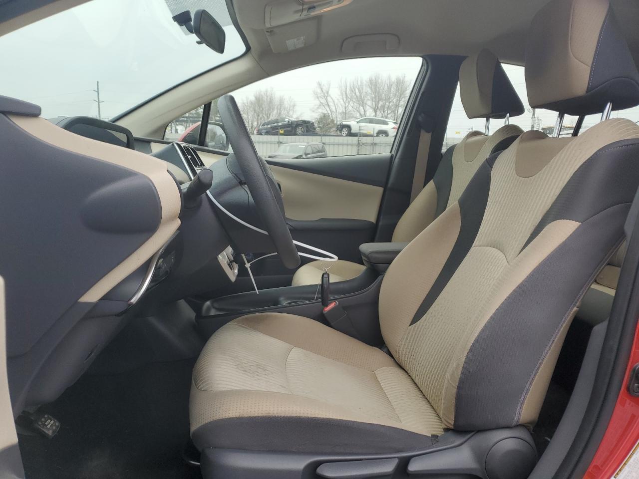 2016 TOYOTA PRIUS - Image 7