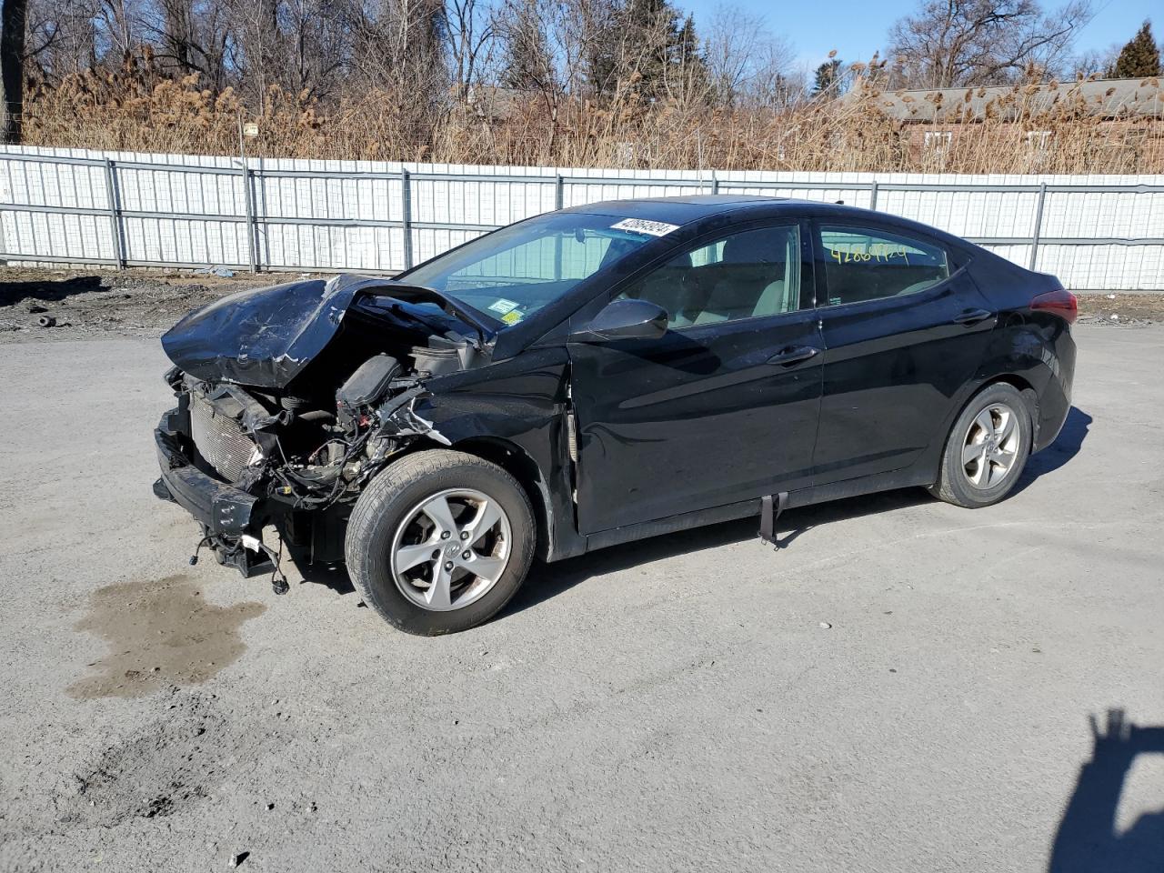 2015 HYUNDAI ELANTRA SE