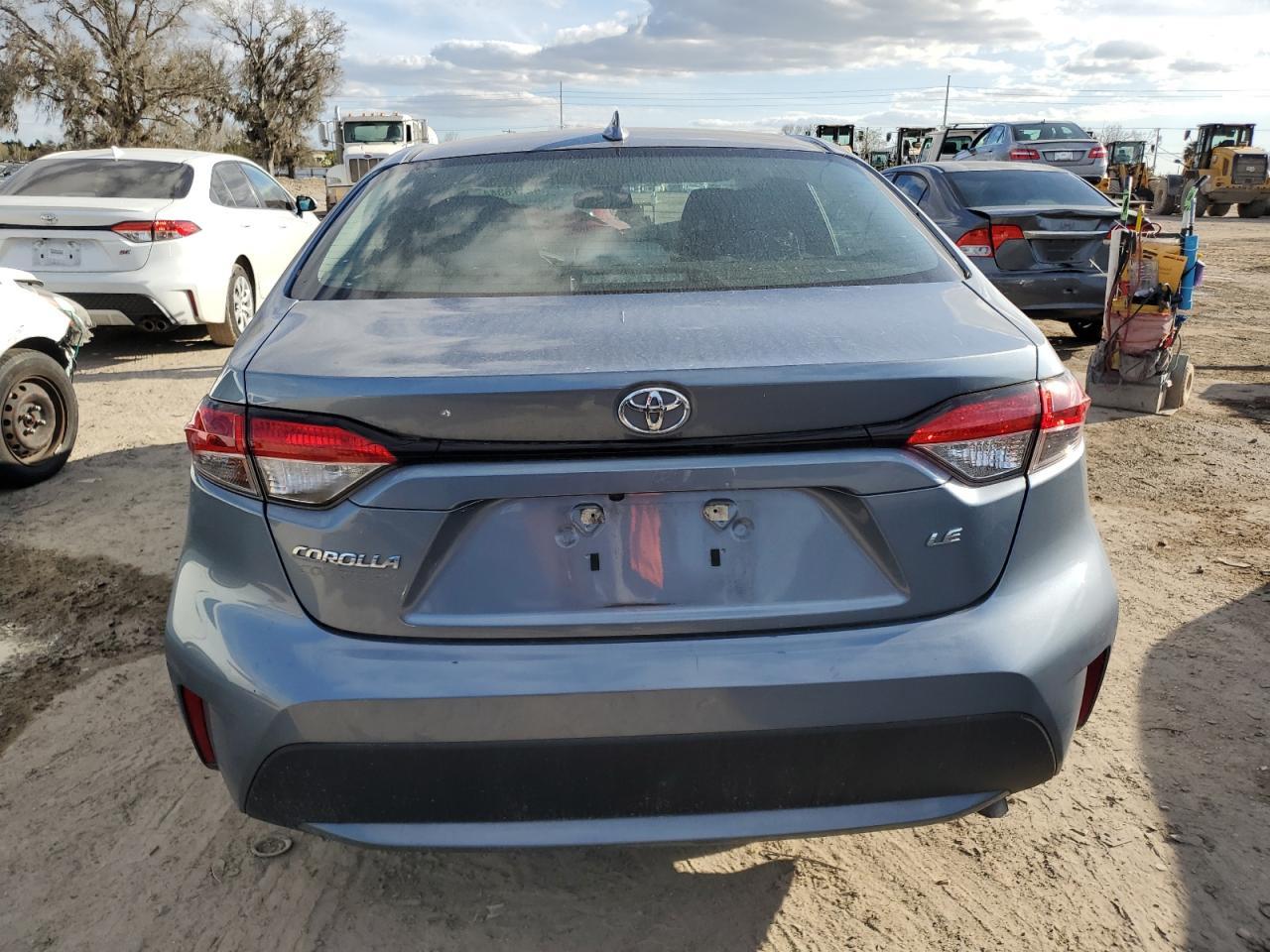 2021 TOYOTA COROLLA LE - Фото 6