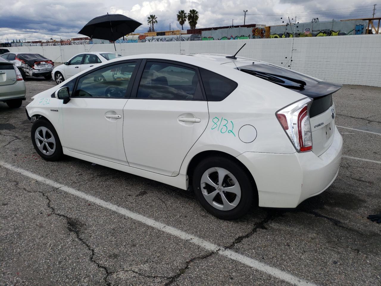 2013 TOYOTA PRIUS - Image 2