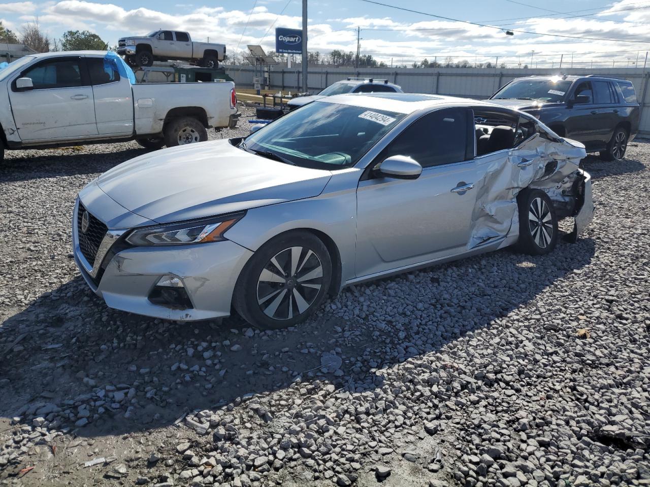 2019 NISSAN ALTIMA SL car image