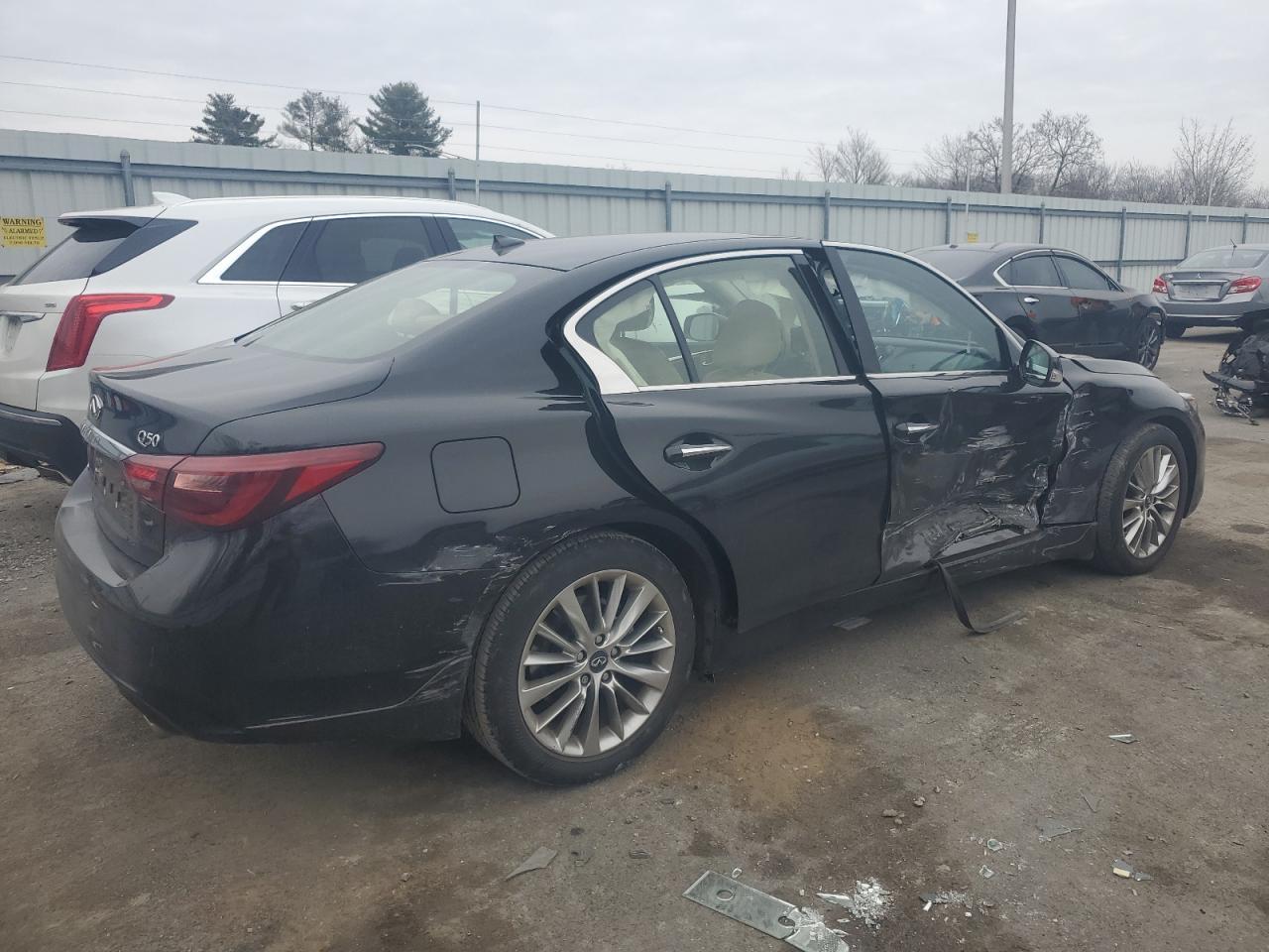 2019 INFINITI Q50 LUXE - Фото 3