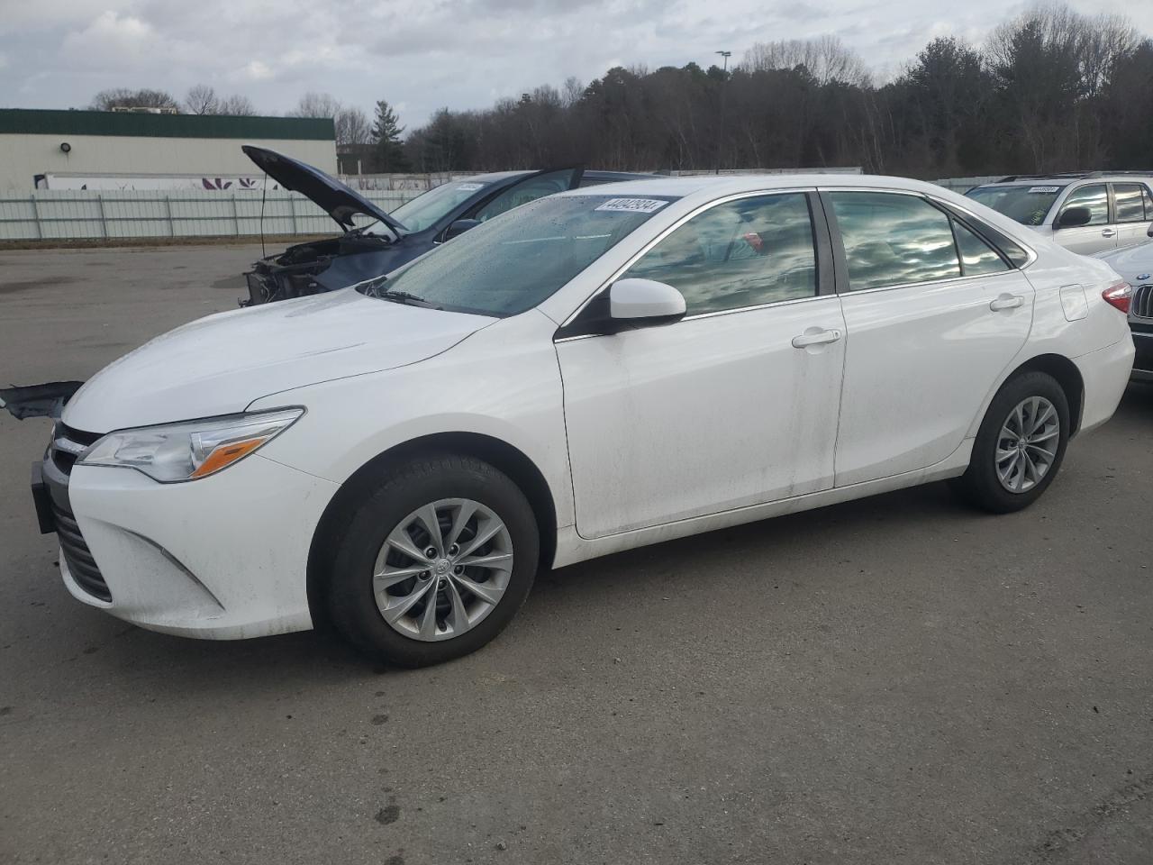 2017 TOYOTA CAMRY LE car image