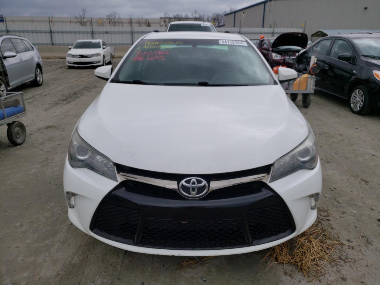 2016 TOYOTA CAMRY LE - Фото 5