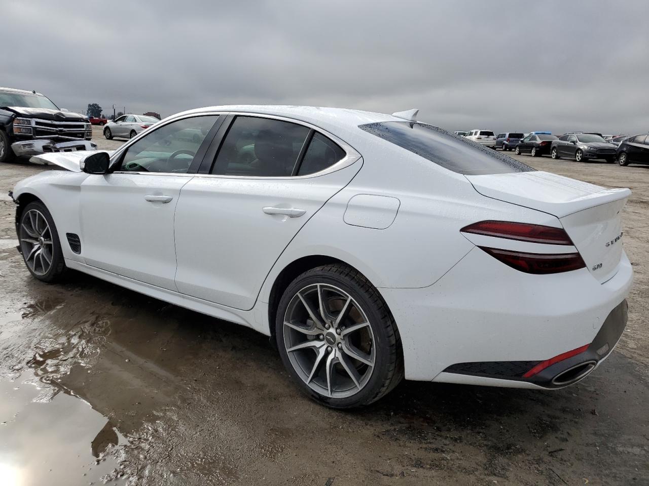 2022 GENESIS G70 BASE - Фото 2