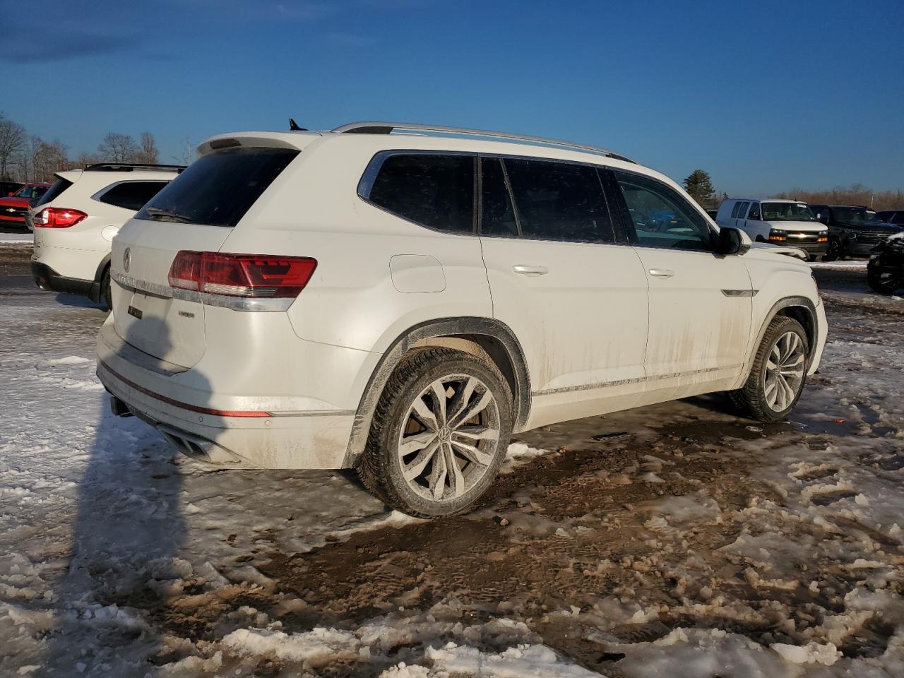 2022 VOLKSWAGEN ATLAS SEL - Фото 3