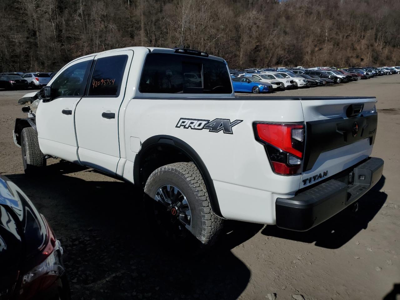 2023 NISSAN TITAN SV - Фото 2