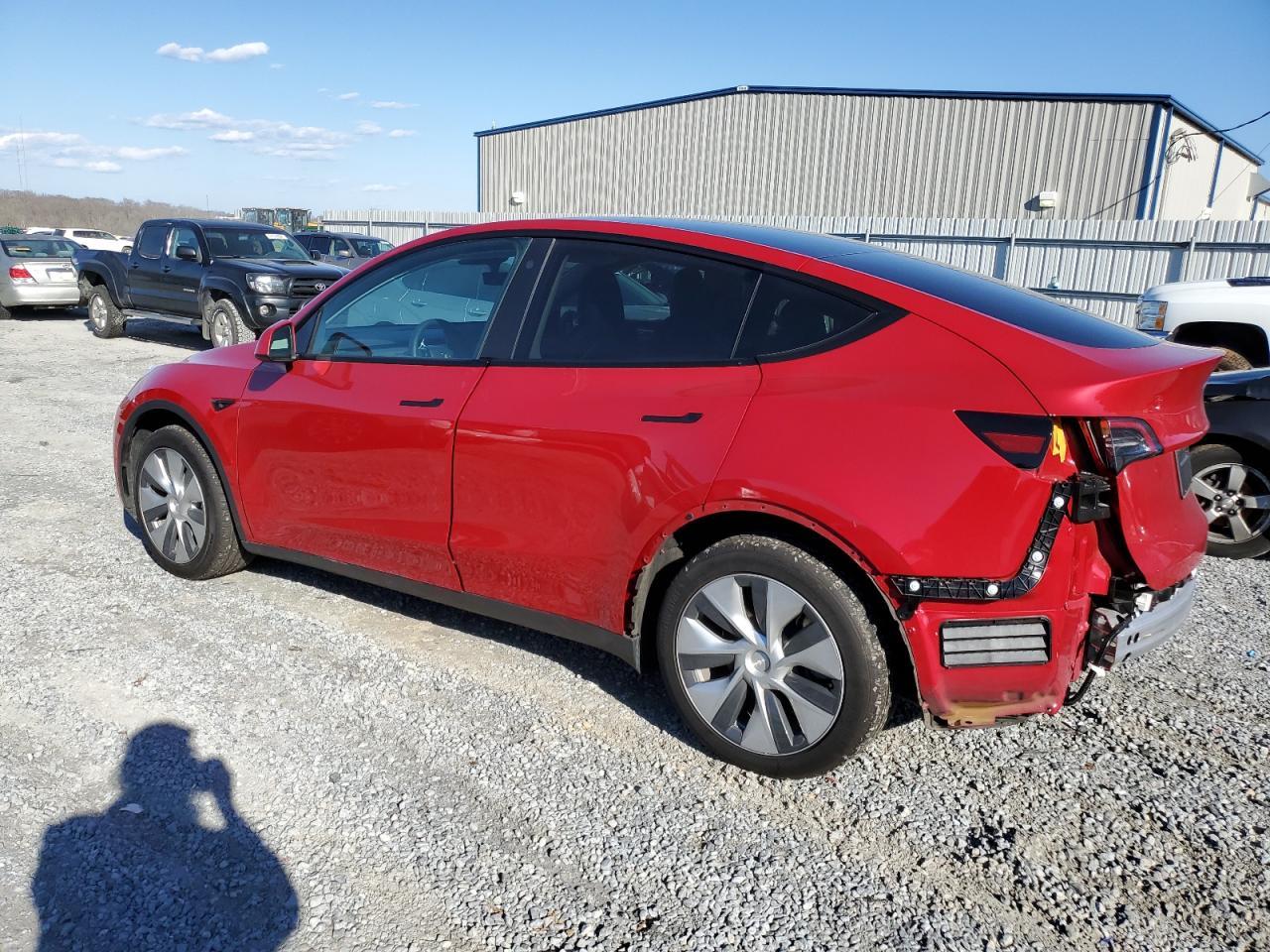 2023 TESLA MODEL Y - Image 2
