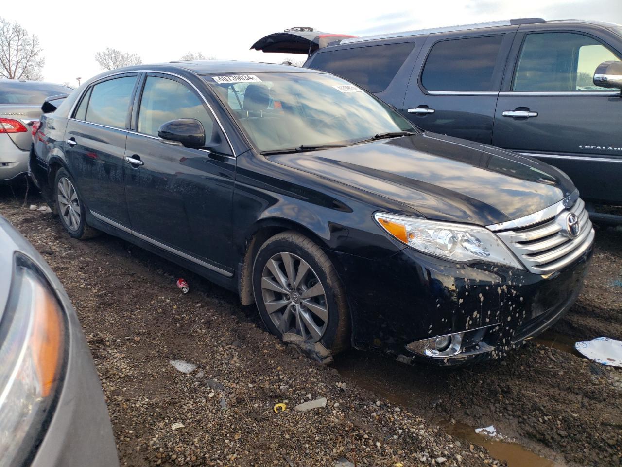 2011 TOYOTA AVALON BAS - Image 4