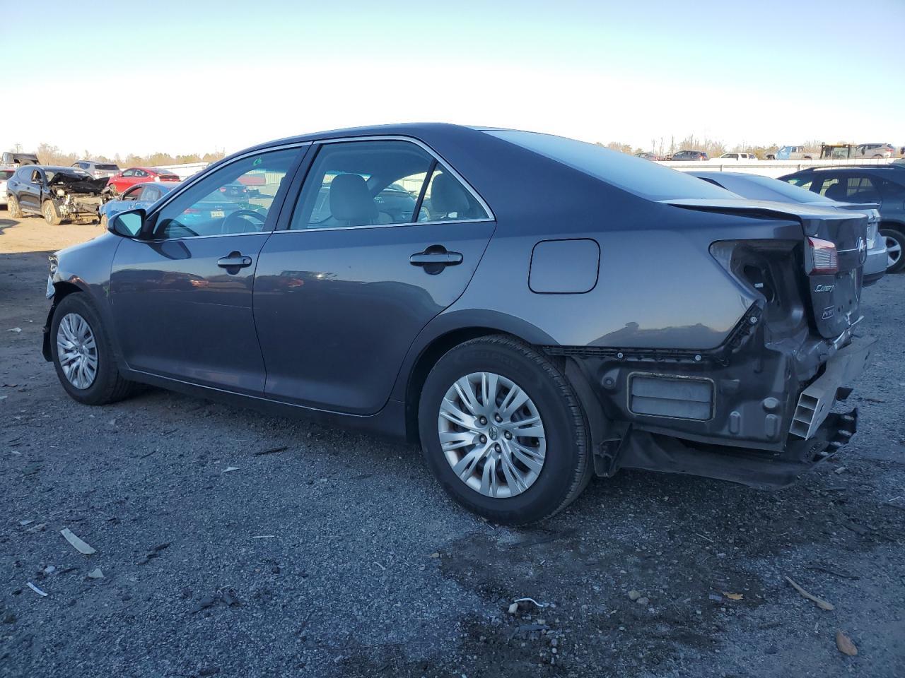 2013 TOYOTA CAMRY L - Image 2
