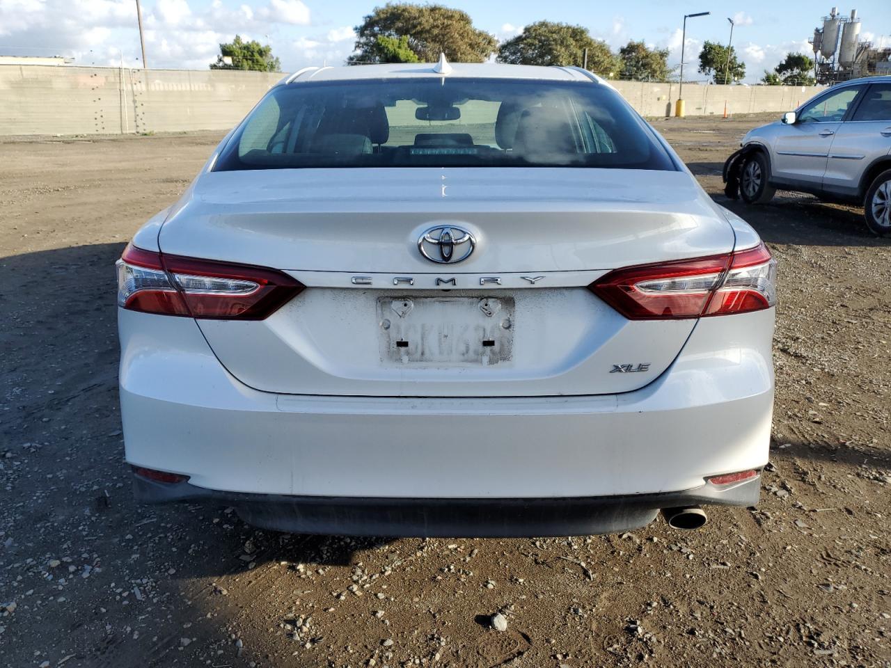 2019 TOYOTA CAMRY L - Image 6