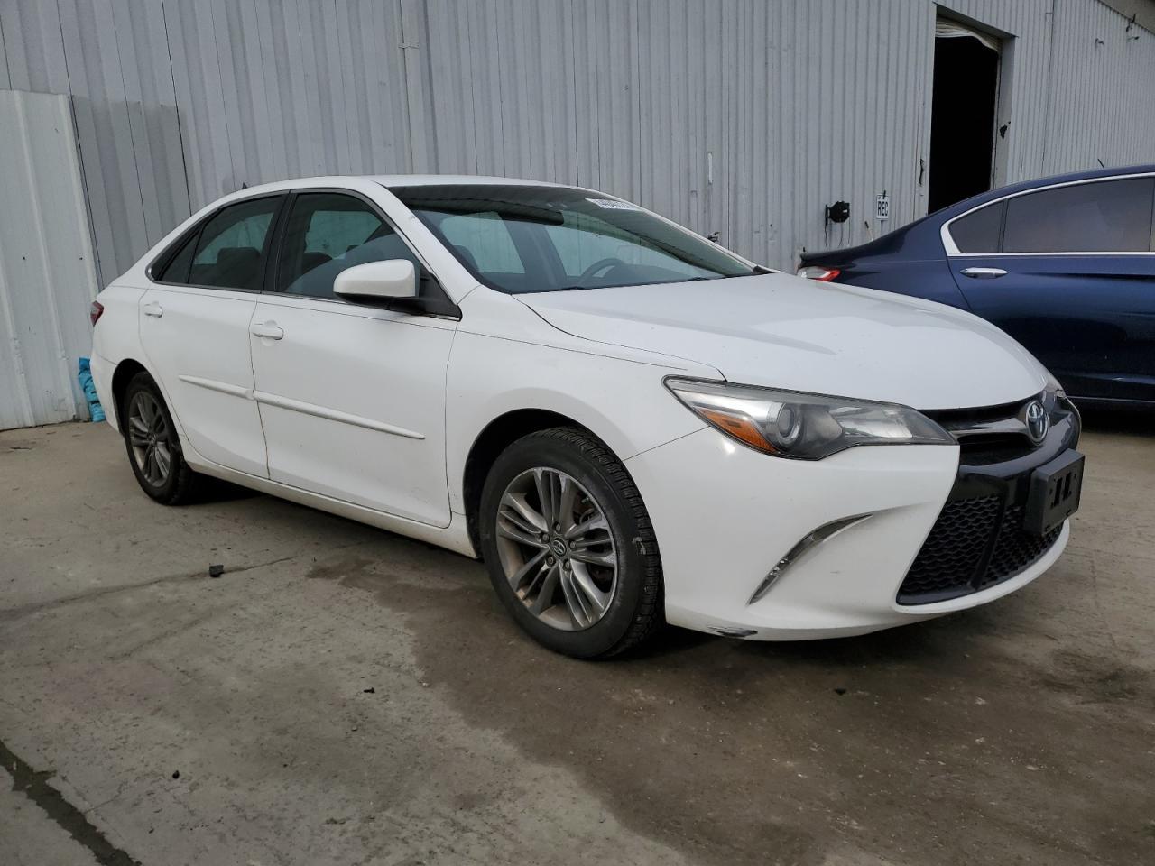 2016 TOYOTA CAMRY LE - Фото 4