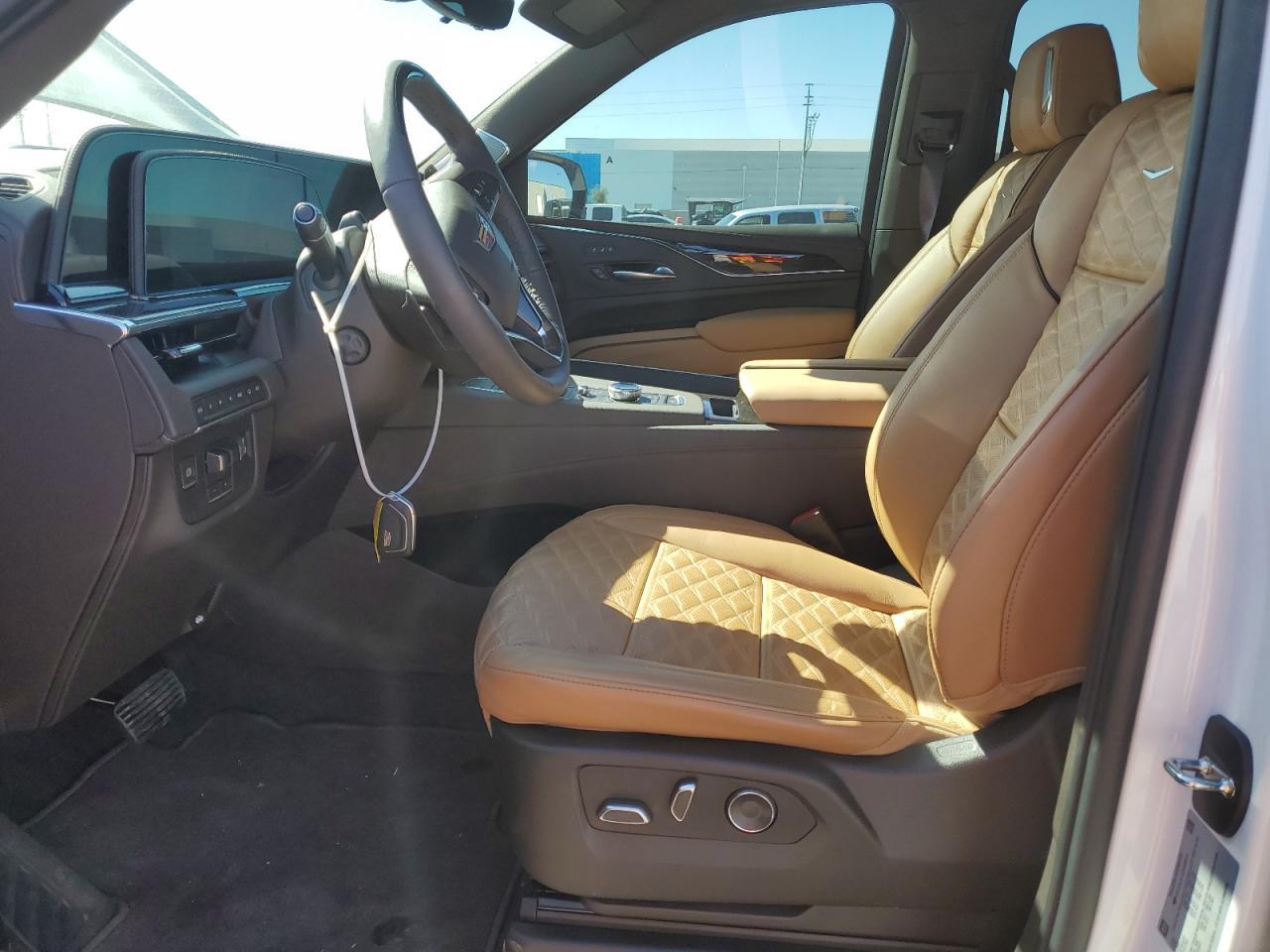 2023 CADILLAC ESCALADE E - Image 7
