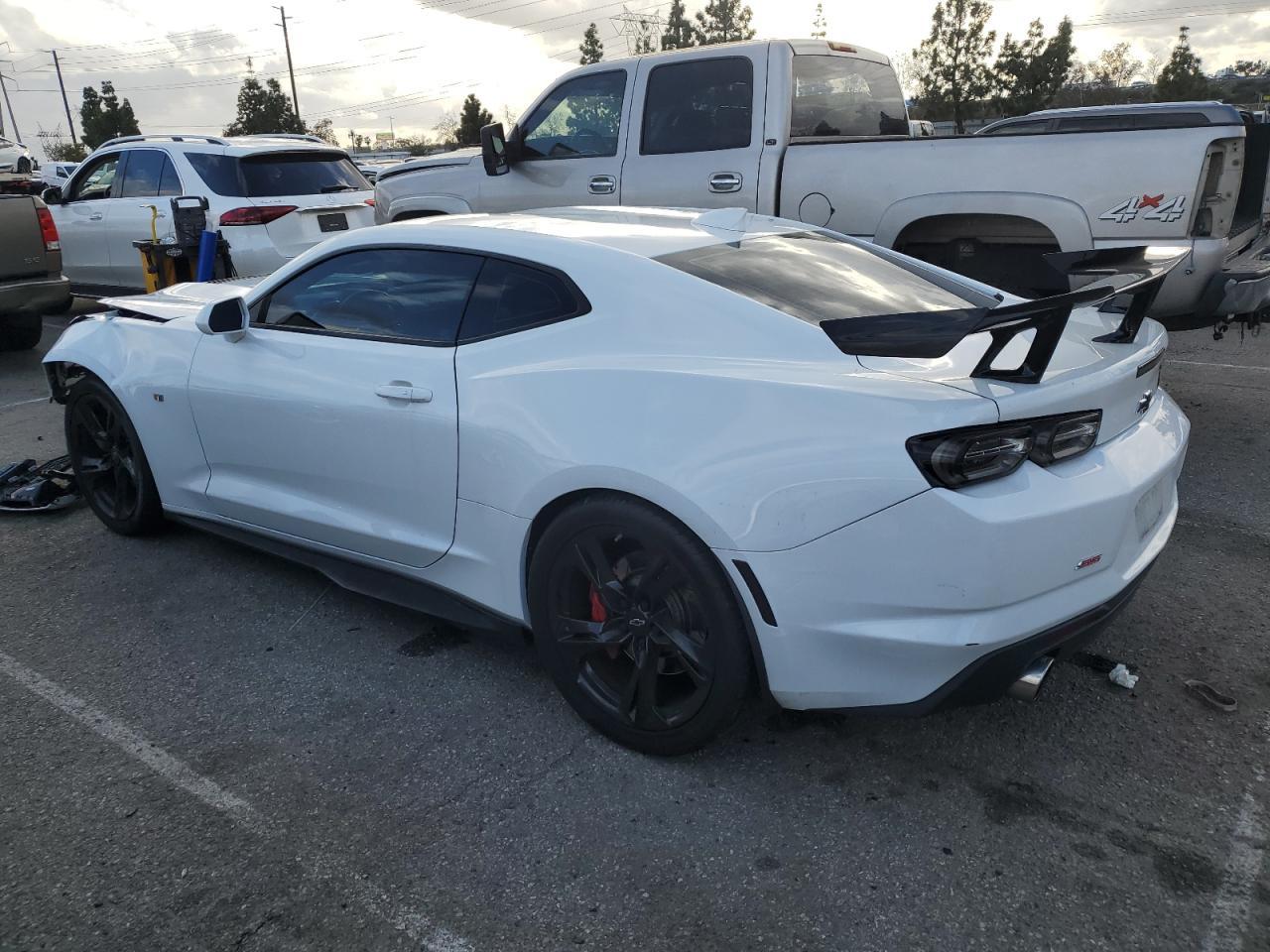 2021 CHEVROLET CAMARO LZ - Image 2
