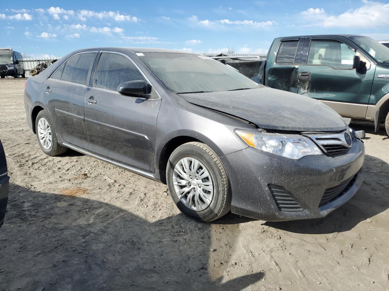 2013 TOYOTA CAMRY L - Image 4