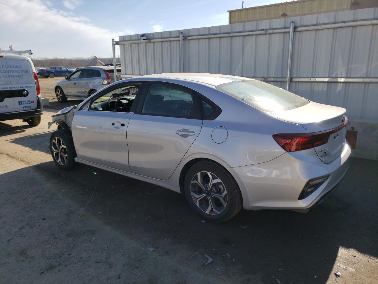2021 KIA FORTE FE - Фото 2