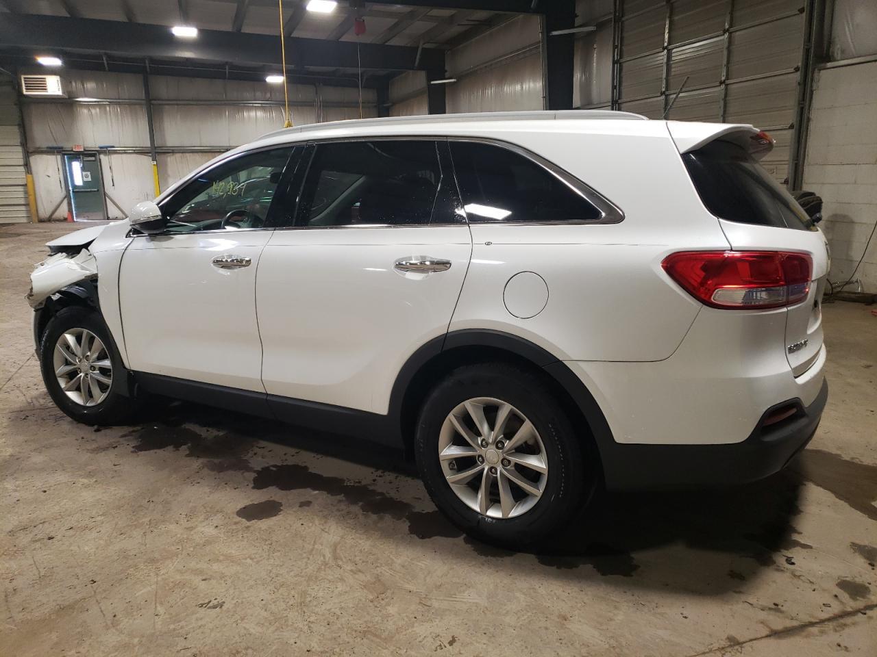2016 KIA SORENTO LX - Image 2